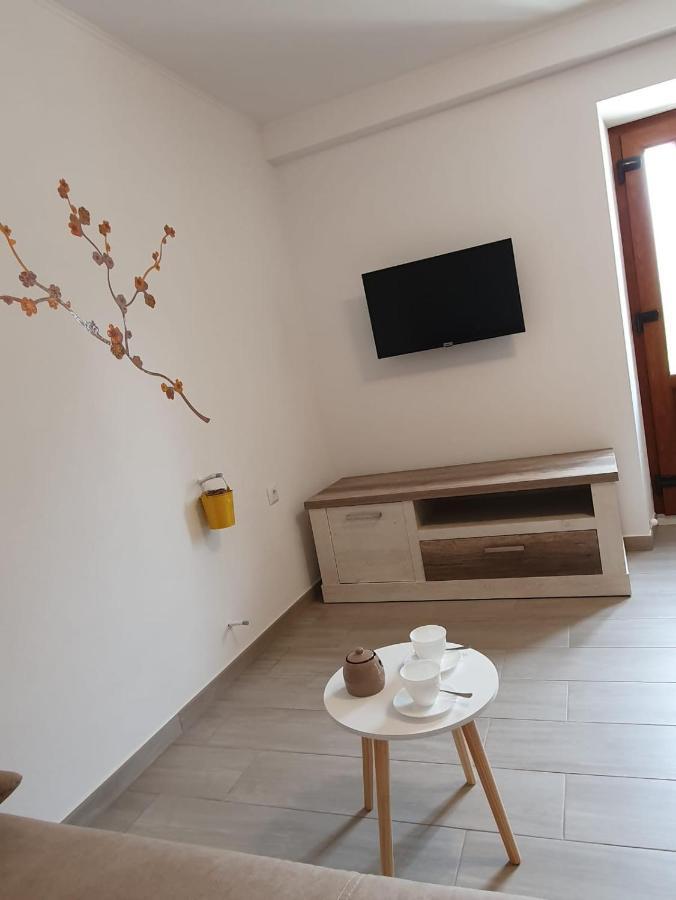 Apartman Mi Nerezine Esterno foto