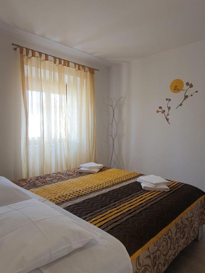 Apartman Mi Nerezine Esterno foto